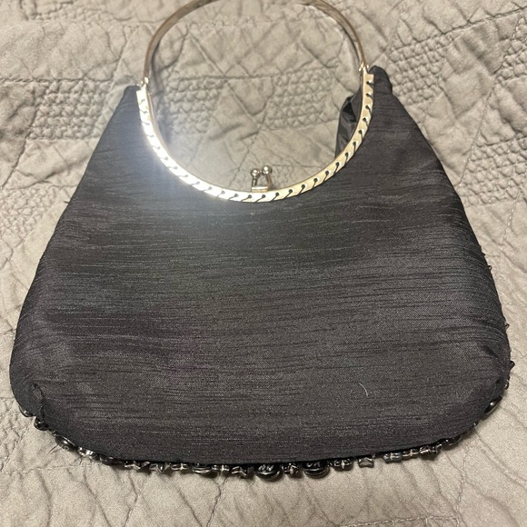 🖤”OK” Vintage Snap Ring Handle Bag 🖤 - Picture 4 of 4